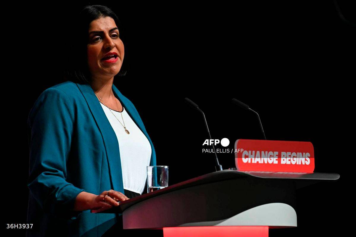 UK plans tougher settlement rules requiring work and community service