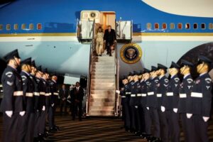 UK rolls out red carpet for Trump, and hopes to avoid red faces