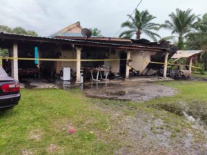 Unemployed Muar man nabbed for injuring father, setting house on fire