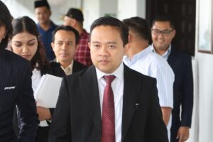 Wan Saiful should face the sack over statutory declarations scandal, says Bersatu leader