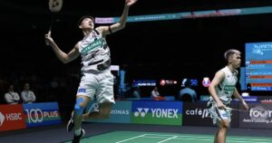 Wei Chong-Kai Wun score 4th straight win over Popov brothers in China Masters