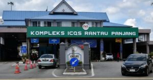 With Thai crossings congested, cops warn against using illegal routes