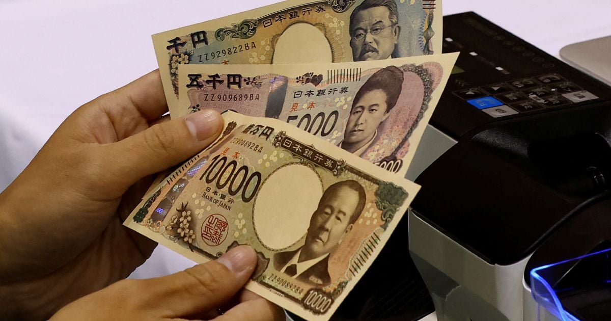 Yen sinks after Japan PM Ishiba resigns