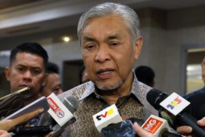 Zahid extends condolences to families of students killed in Tuaran crash