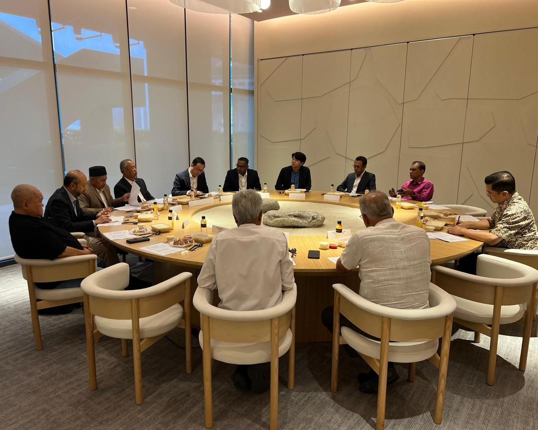 11 non-government bloc parties form loose coalition called Ikatan Prihatin Rakyat