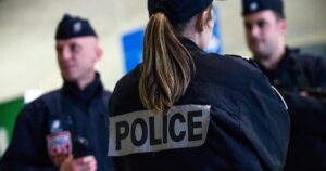 2 suspects arrested after Louvre jewel heist