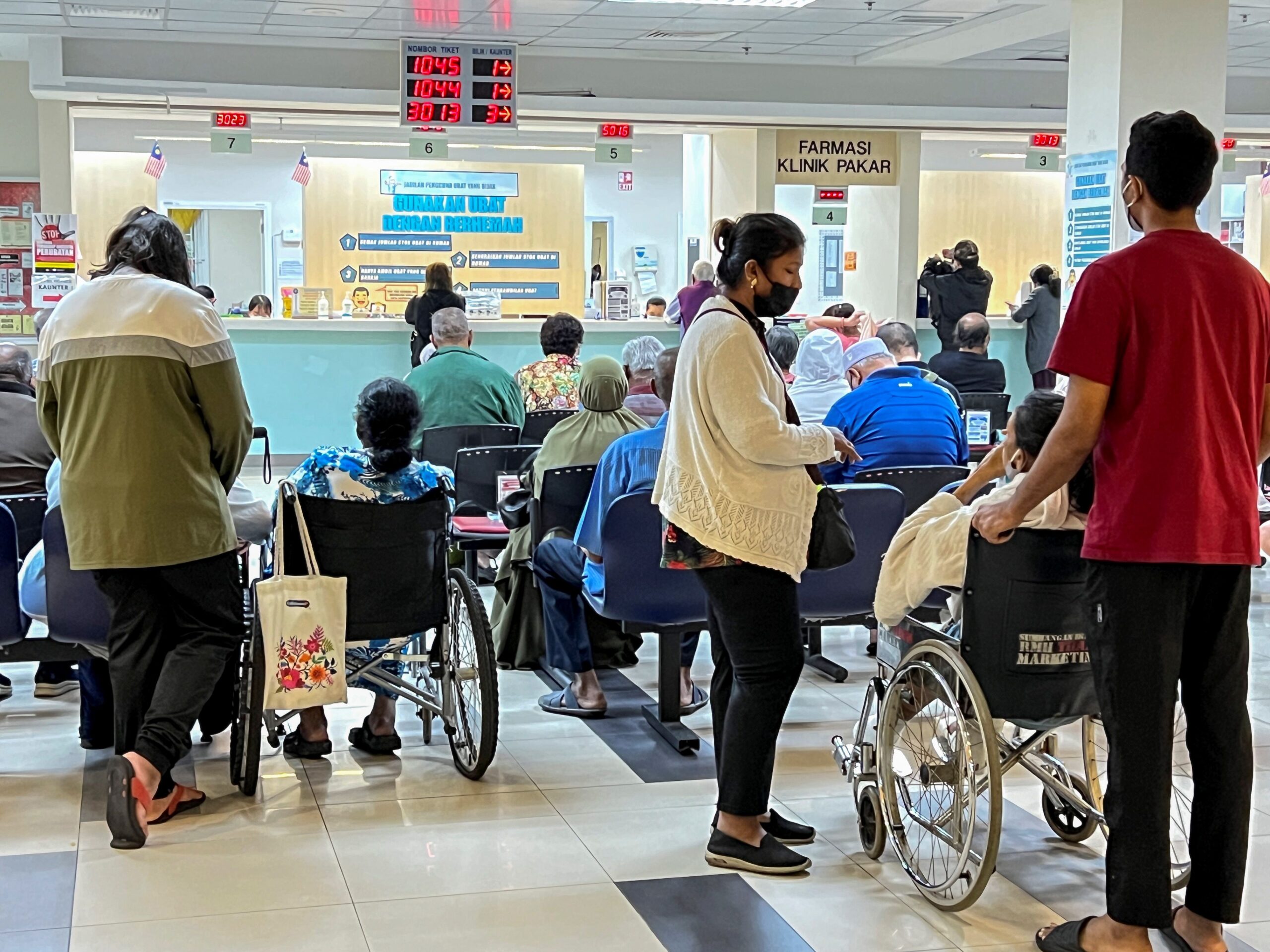 293 doktor tidak lapor diri di Sarawak