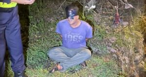 3 men abduct driver, steal his lorry-trailer load and dump him in middle of nowhere