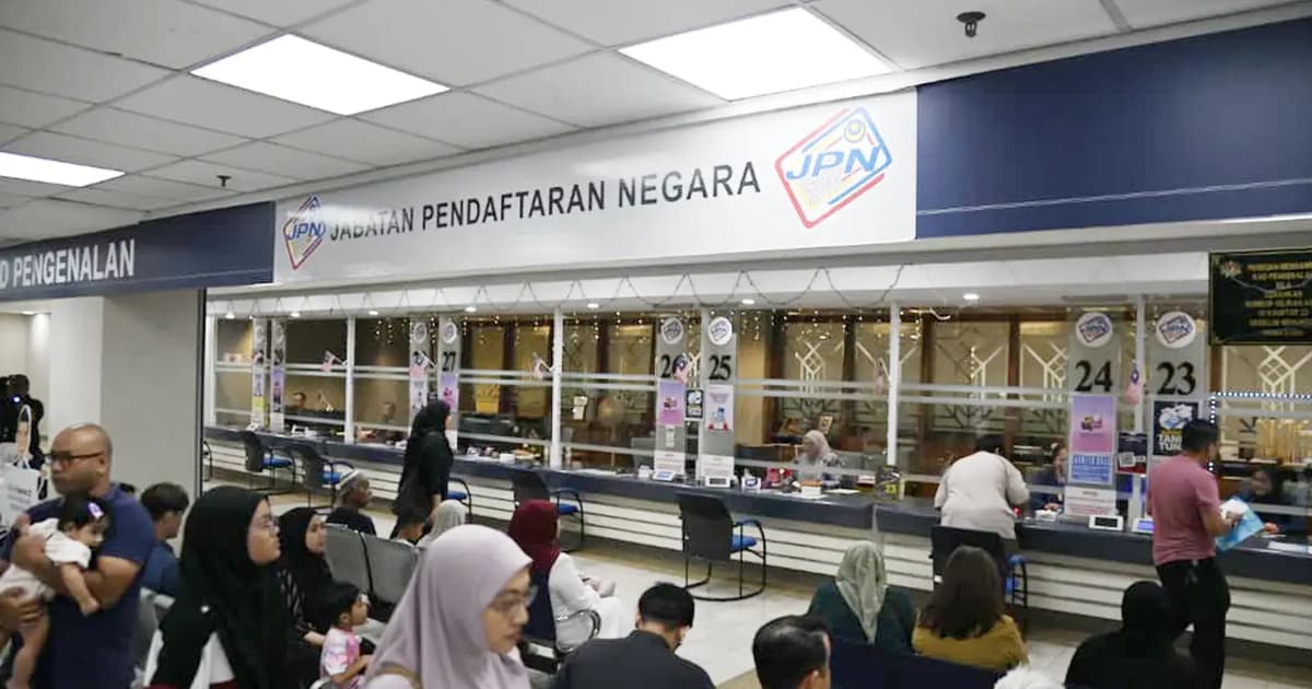 5 plead guilty to using forged documents to register births