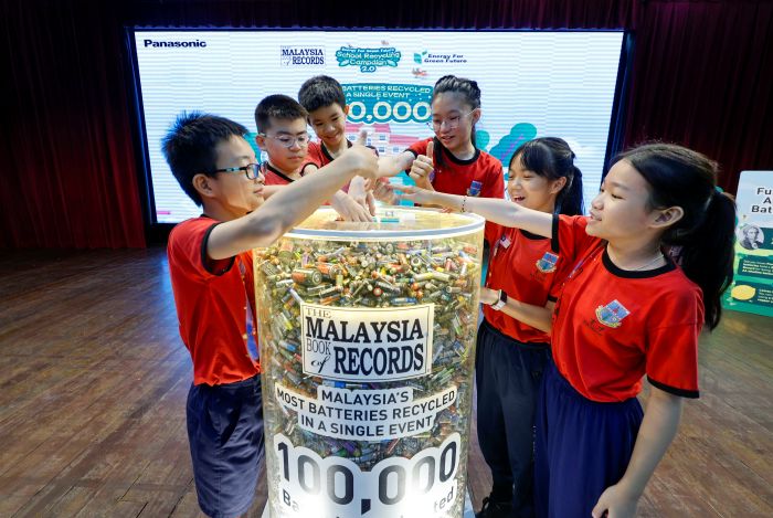 Ajar anak jimat guna tenaga