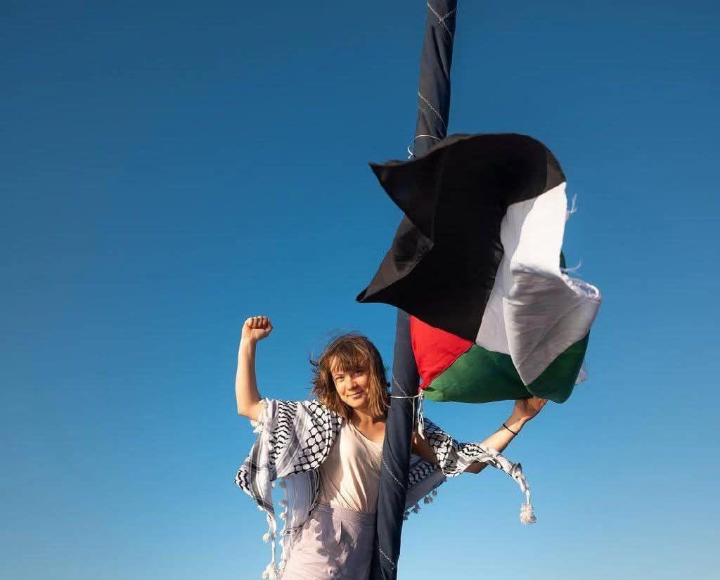 Aktivis Global Sumud Flotilla diseret, dipaksa cium bendera Israel