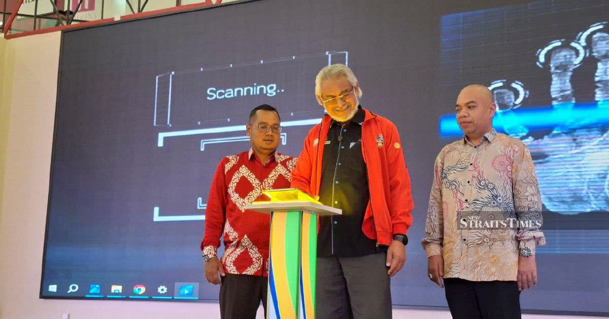 Almost 13pct of KADA's padi fields infested by weeds