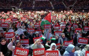 Anwar arrives at Axiata Arena for rally in solidarity with Gaza