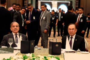Anwar hosts luncheon for visiting Pakistan PM Shehbaz Sharif in Putrajaya