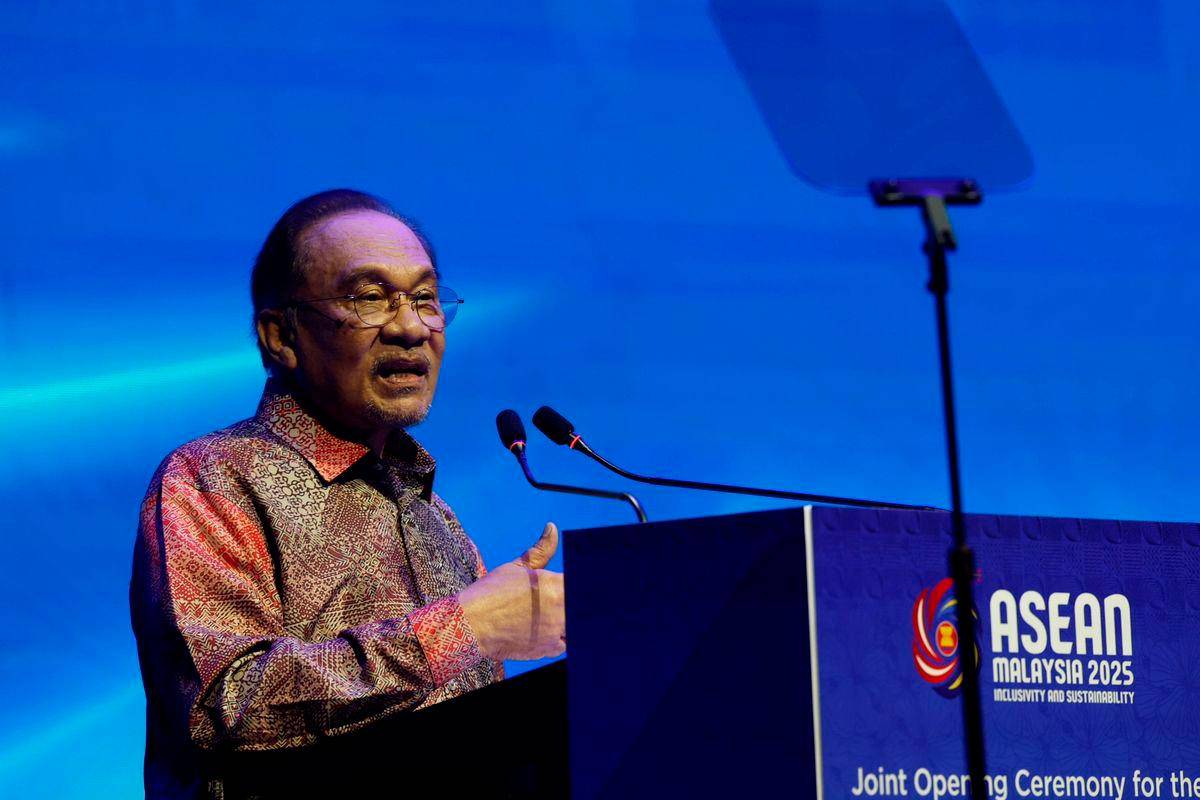 Anwar rebukes critics of Gaza peace plan, defends diplomatic efforts