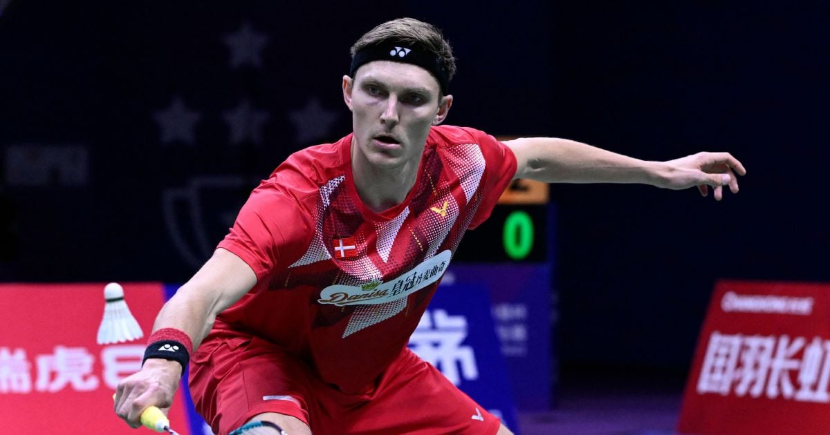 Axelsen eliminates Jun Hao in French Open opener