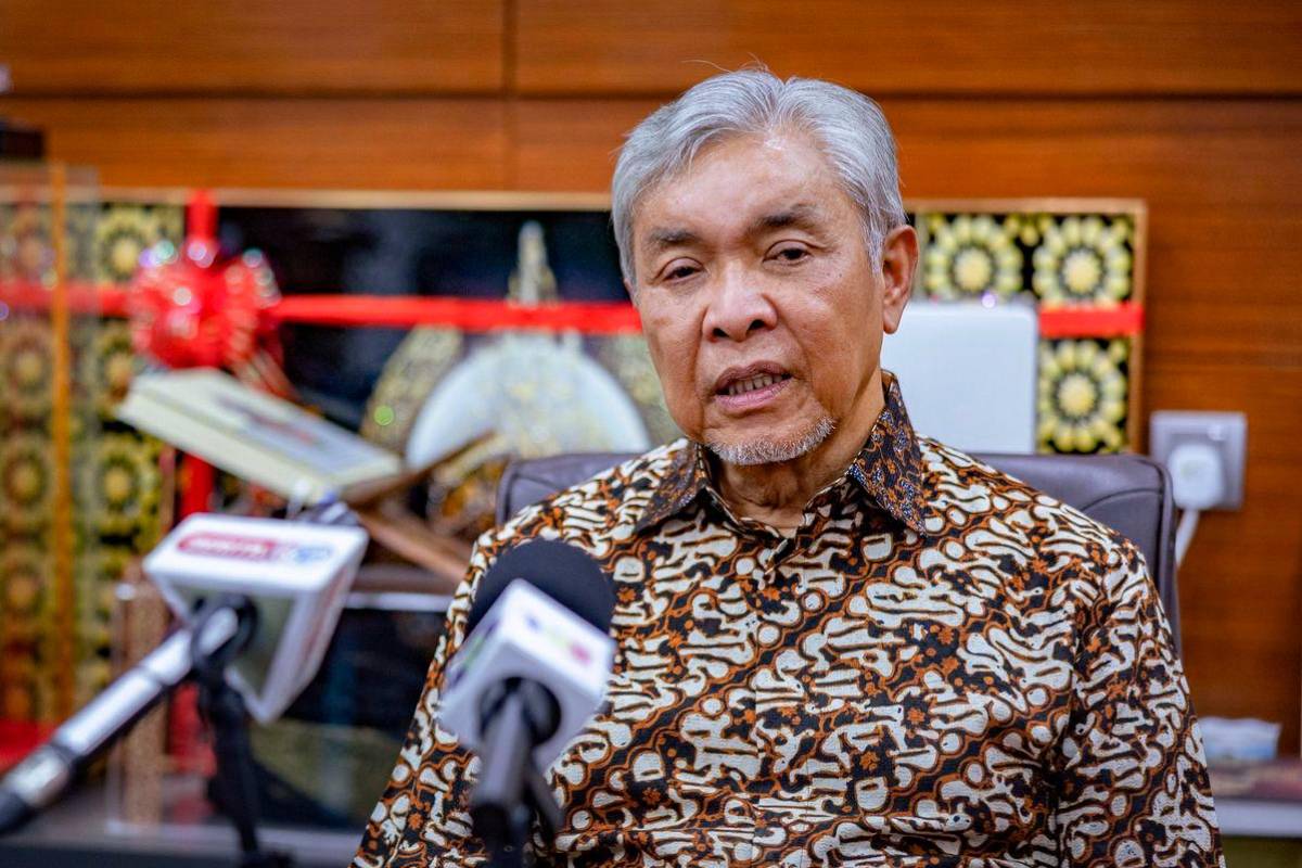 BN and PH finalise Sabah seat distribution to avoid clashes