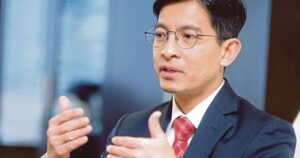 Bank Islam CEO Mohd Muazzam resigns, cites early retirement