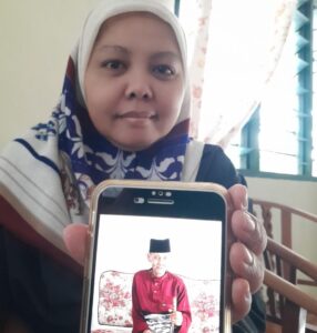 Bapa sempat pesan mahu disemadikan di kampung