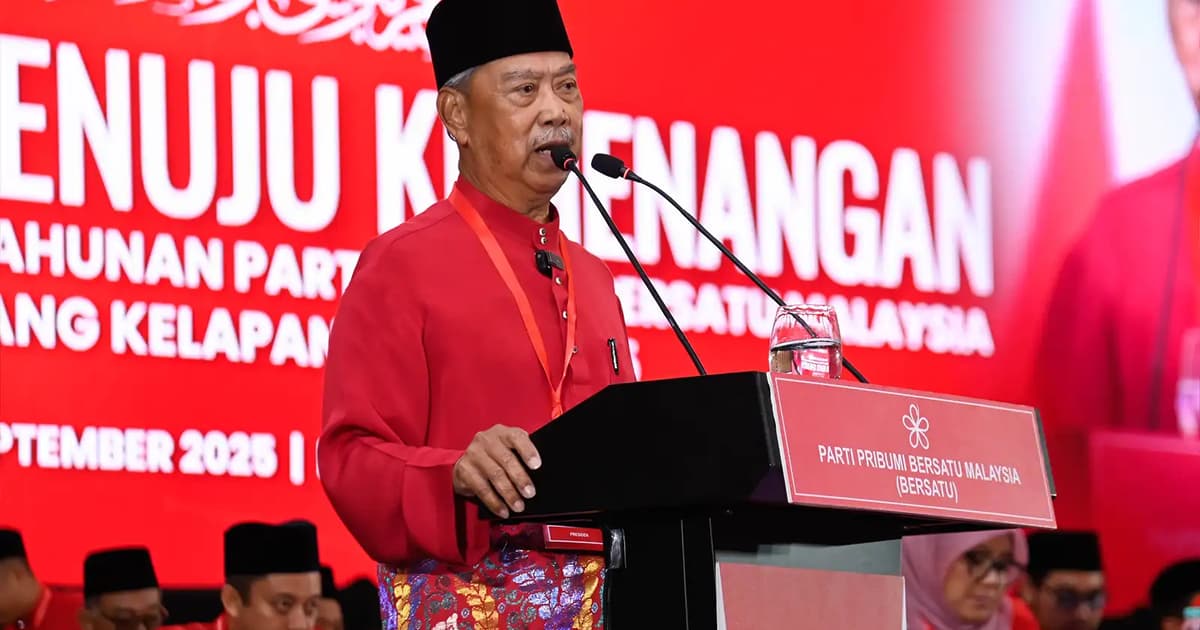 Bersatu associate wing backs Muhyiddin as pressure mounts