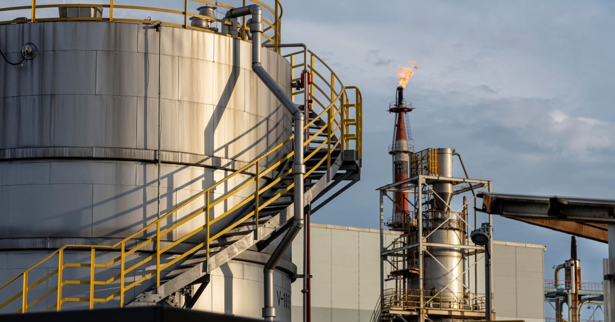 Big Oil earnings expected to edge up as analysts eye 2026 outlook