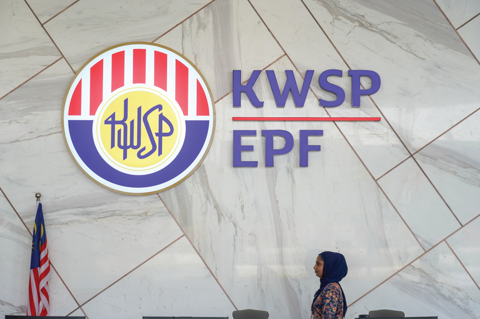 Caruman madatori KWSP pekerja bukan warganegara bermula