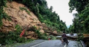 Clearing works resume on Jalan Tun Sardon, road remains closed