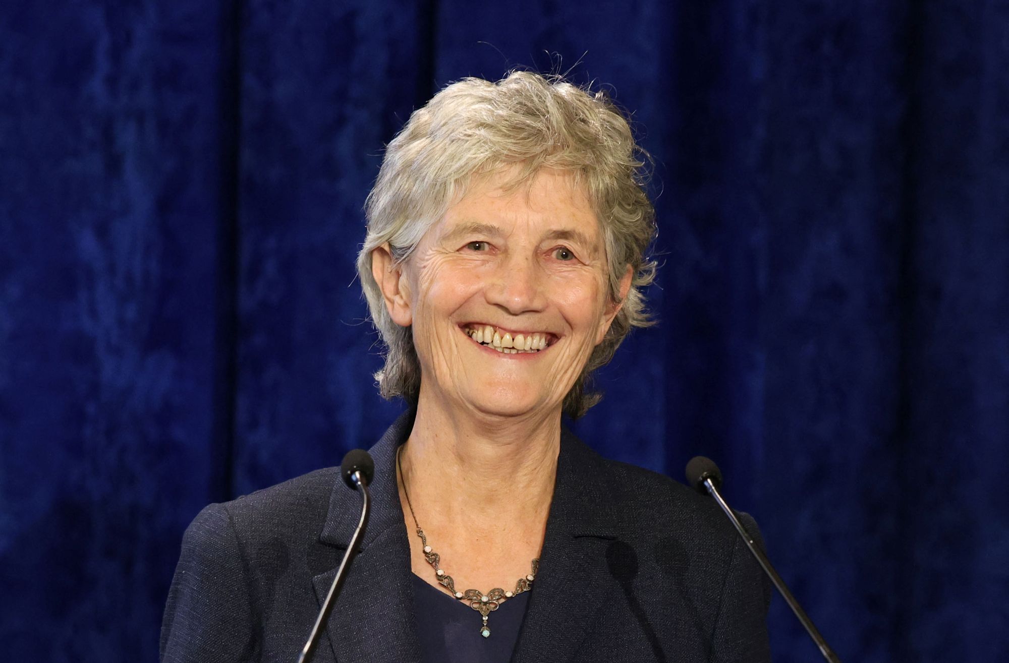 Connolly dilantik Presiden Ireland