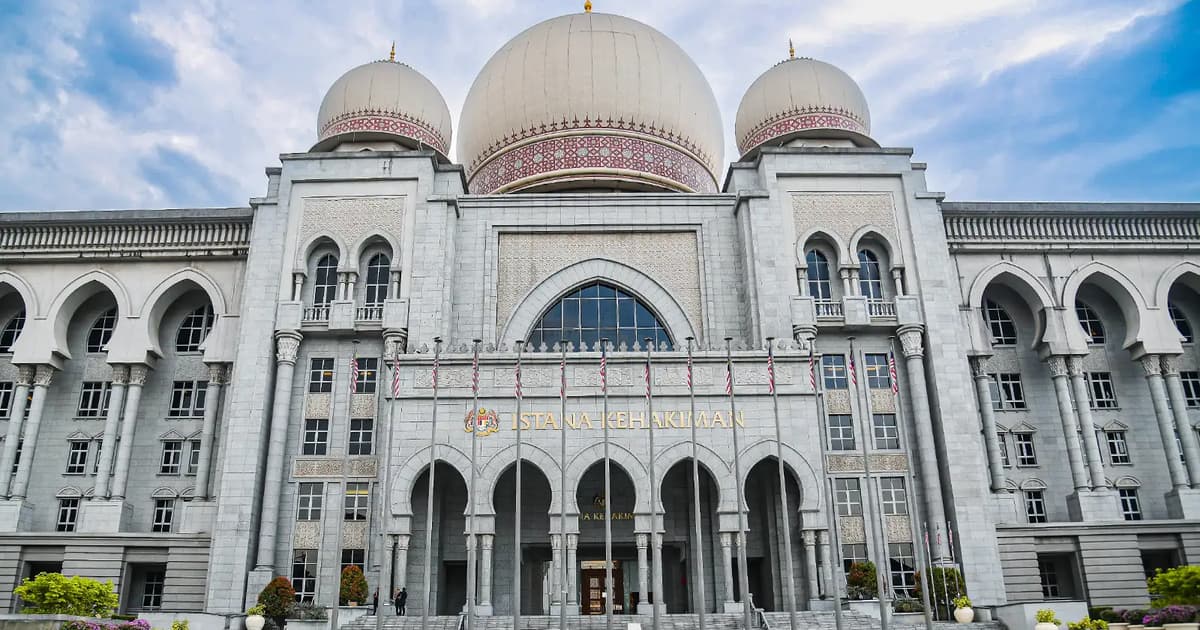 Court orders return of cigarettes worth RM42mil to Vietnamese consignor