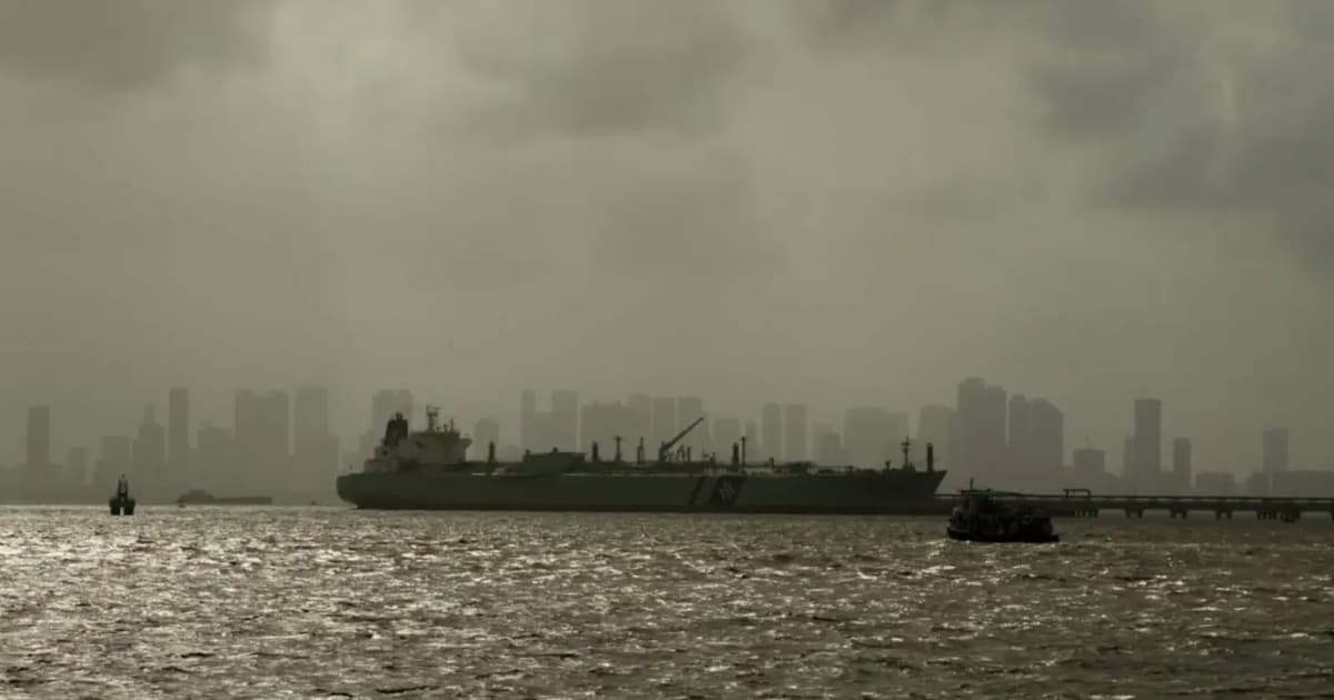 Dark ship appears to transfer sanctioned Russian LNG off Malaysia