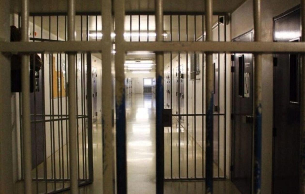 Datuk rompak pasar raya, mahu masuk penjara temani cucu