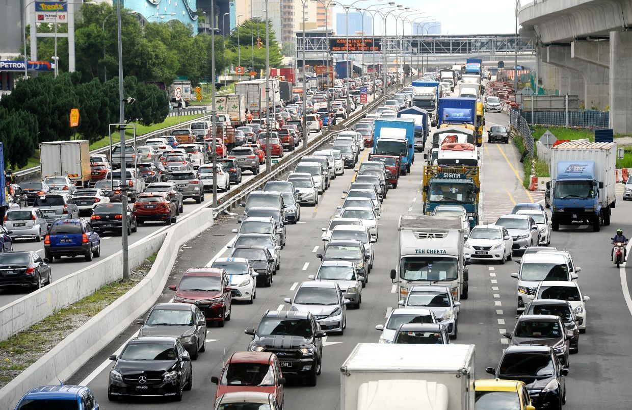 Deepavali holidays to see 2.67 million vehicles expected on highways, says MHA