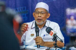 Dewan Rakyat kecoh isu arak, gila