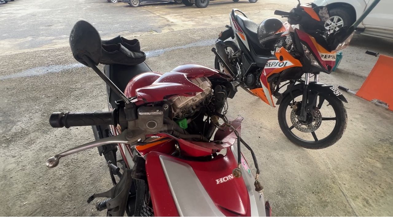 Dua lelaki maut, motosikal bertembung dalam perjalanan ke tempat kerja