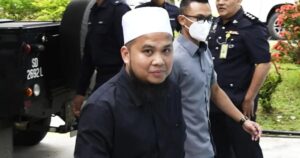 Ebit Lew, staff used phone number registered in wife’s name, court hears