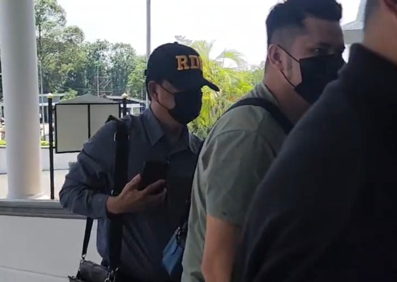 Ejen insurans dakwa dipukul, kerana dituduh curi pekerja