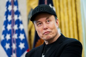 Elon Musk jadi individu pertama dunia rekod kekayaan AS$500b