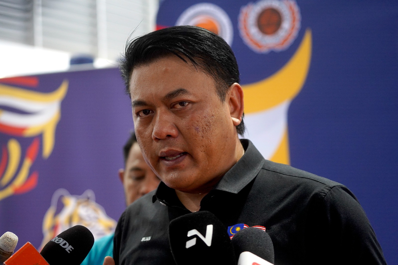 Enam peninju negara ‘berkampung’ di Kazakhstan