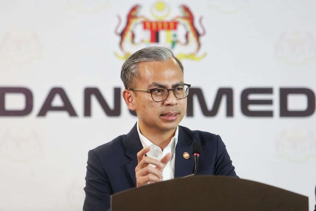 Fahmi: Govt proposes raising minimum social media age to 16 to curb social issues in schools