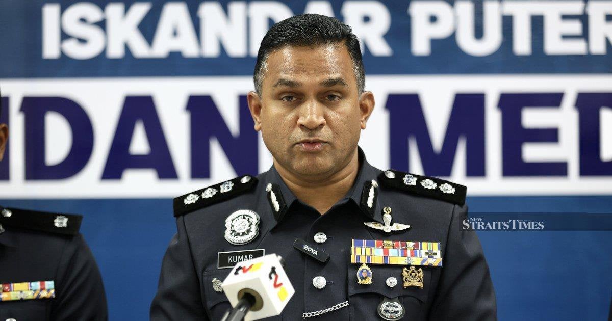 Four robbery suspects held after attack on foreign worker