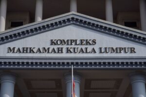 Gaji hakim naik 30 peratus