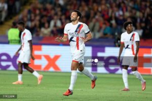 Goncalo Ramos scores late winner as PSG beat Barcelona 2-1