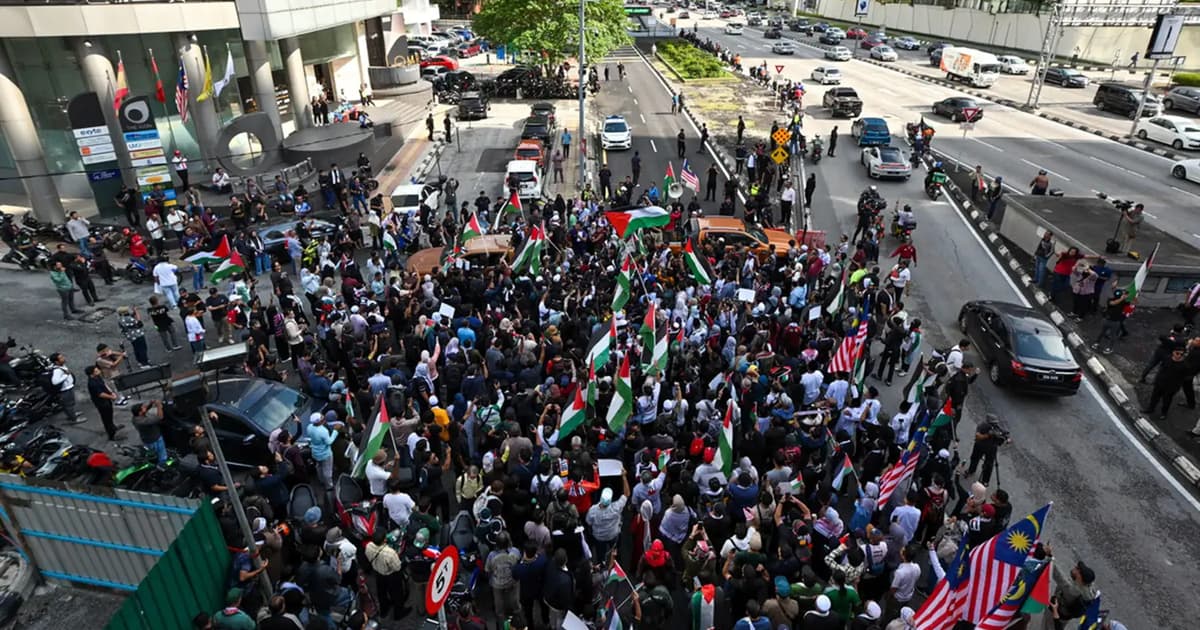 Groups slam cops for excessive force during pro-Palestine rally