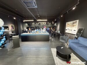 carabat ai launches first outlet