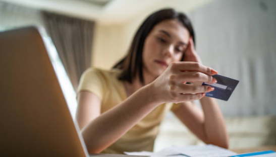 Hutang majlis tunang sudah bayar atau belum?