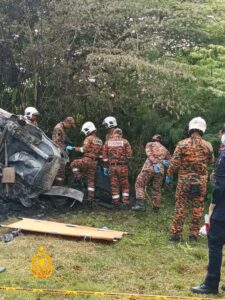 Identiti lelaki rentung dalam kemalangan masih disiasat – polis