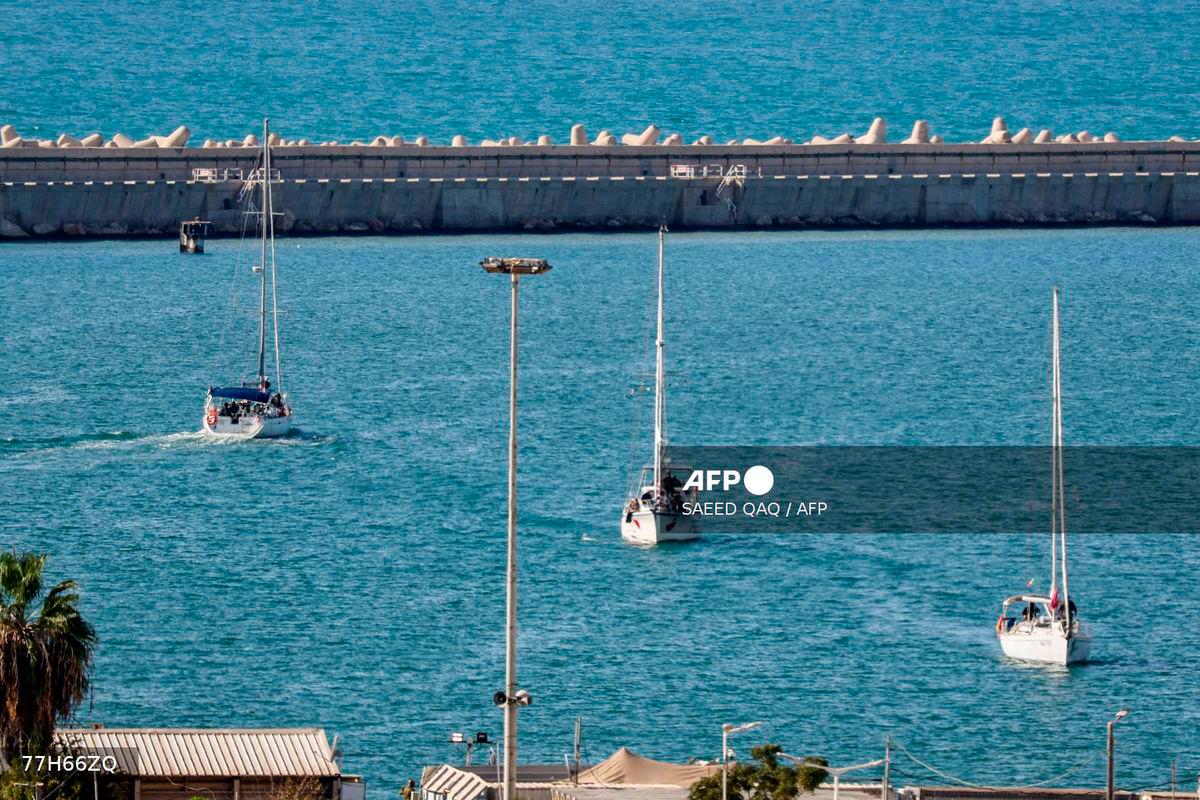 Israel deports first activists from Gaza aid flotilla