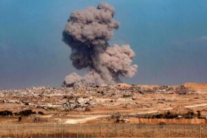 Israel intensifies Gaza City strikes as Hamas reviews Trump peace proposal