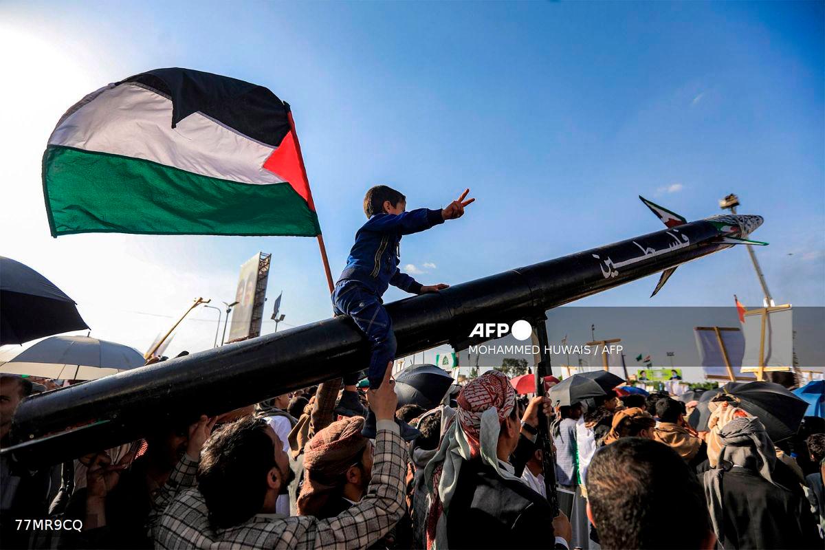 Israel intercepts missile launched from Yemen amid Huthi attacks