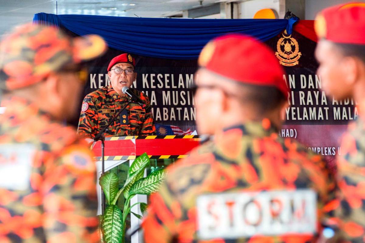 JBPM Labuan salur RM24,000 dan peralatan perkuat bomba sukarela